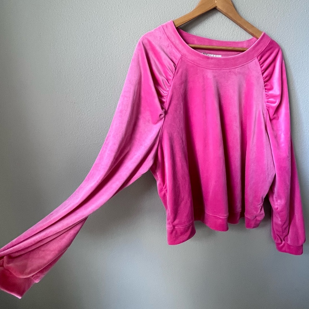 Merida Velvet Sweatshirt